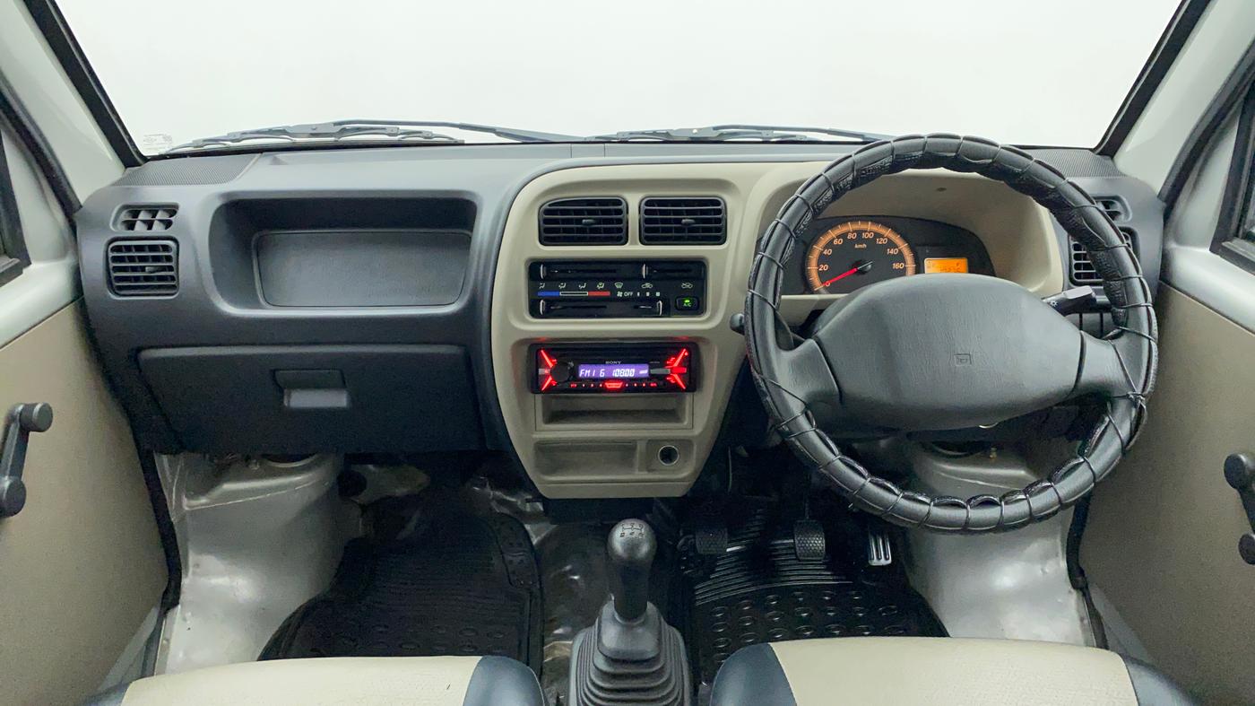 2015 Maruti Eeco 7 STR, Petrol, Manual, 10,344 km, Dashboard