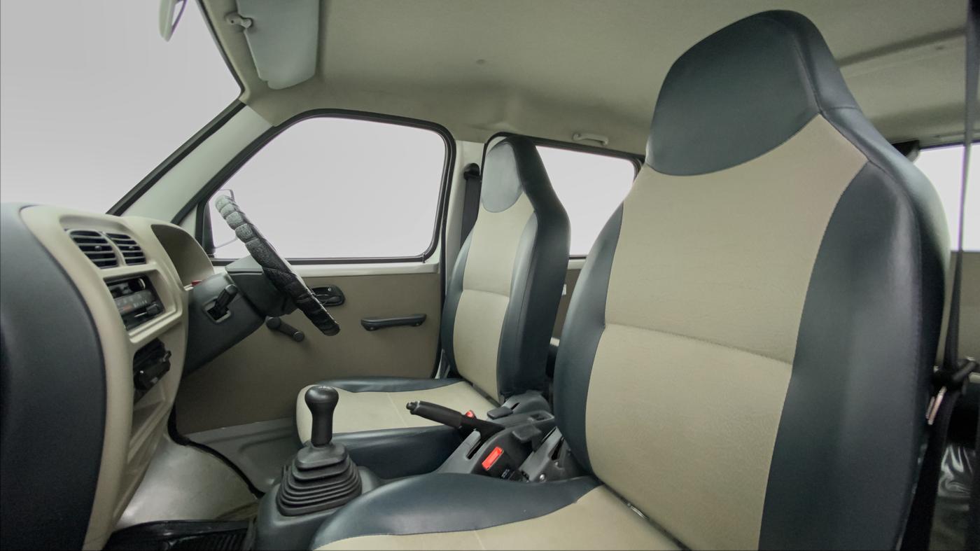 2015 Maruti Eeco 7 STR, Petrol, Manual, 10,344 km, Right Side Front Door Cabin