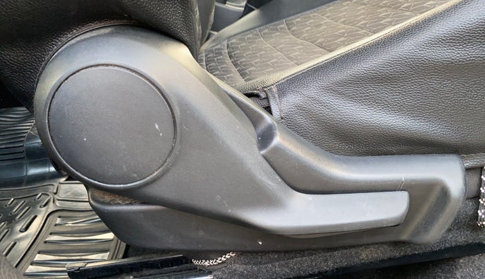 2018 Maruti Baleno DELTA PETROL 1.2, Petrol, Manual, 60,035 km, Driver Side Adjustment Panel