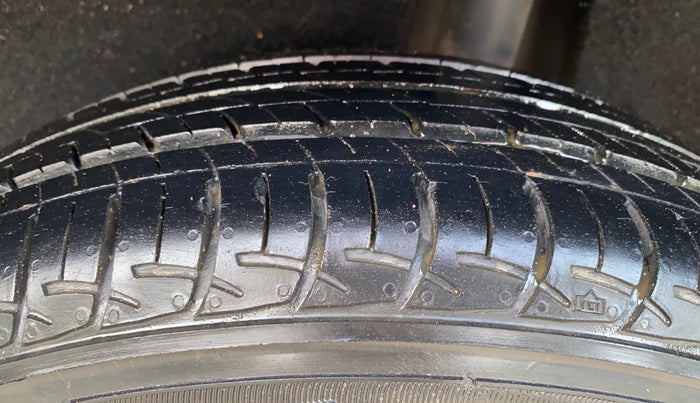 2018 Maruti Baleno DELTA PETROL 1.2, Petrol, Manual, 60,035 km, Left Rear Tyre Tread