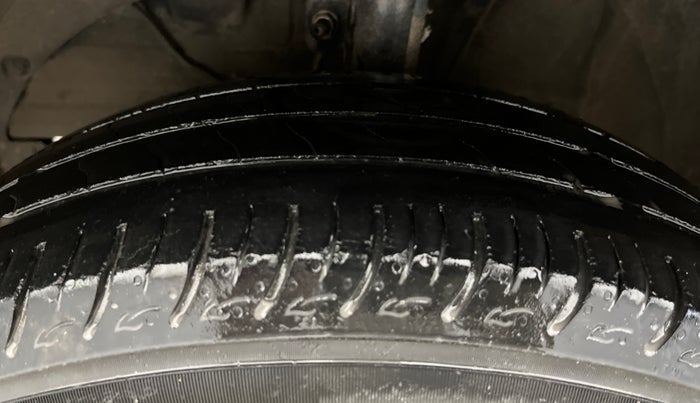 2020 Maruti Baleno SIGMA PETROL 1.2, Petrol, Manual, 61,607 km, Left Front Tyre Tread