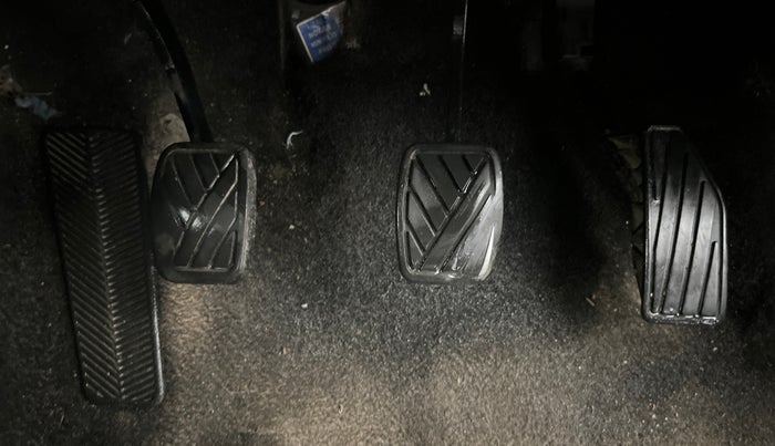 2020 Maruti Baleno SIGMA PETROL 1.2, Petrol, Manual, 61,607 km, Pedals