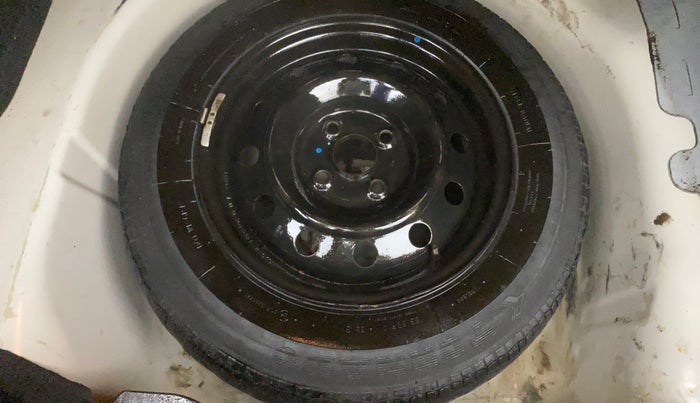 2016 Maruti Swift Dzire VXI (O), Petrol, Manual, 68,892 km, Spare Tyre