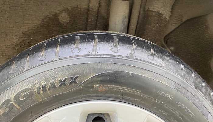 2016 Hyundai Elite i20 MAGNA 1.2, Petrol, Manual, 54,625 km, Left Rear Tyre Tread