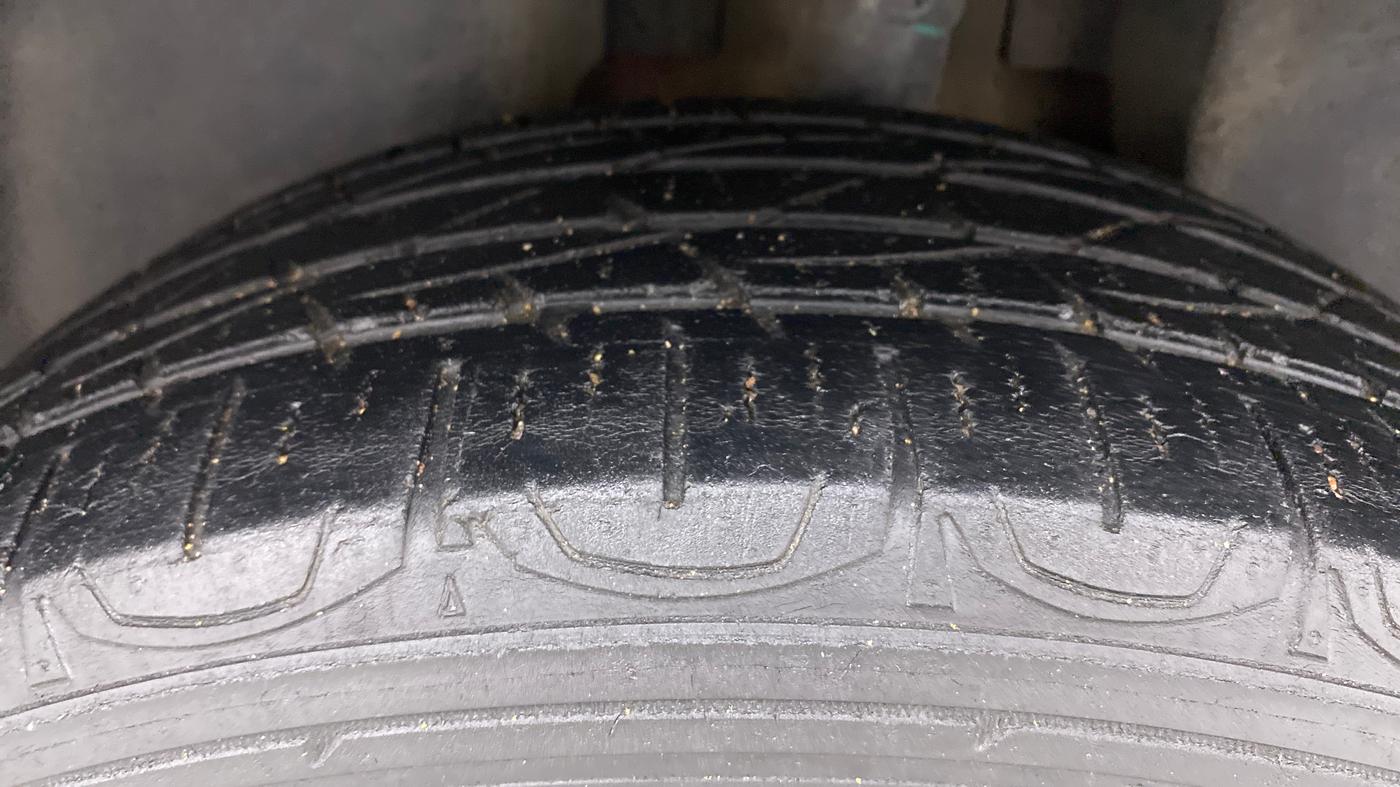 2018 Jeep Compass LIMITED (O) 1.4 PETROL AT, Petrol, Automatic, 68,319 km, Left Rear Tyre Tread