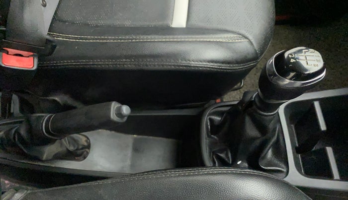 2021 Renault Kwid RXT 1.0 (O), CNG, Manual, 46,746 km, Gear Lever