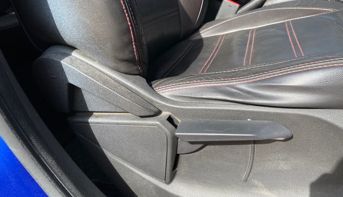 2014 Ford Ecosport TITANIUM 1.5L DIESEL (OPT), Diesel, Manual, 64,618 km, Driver Side Adjustment Panel