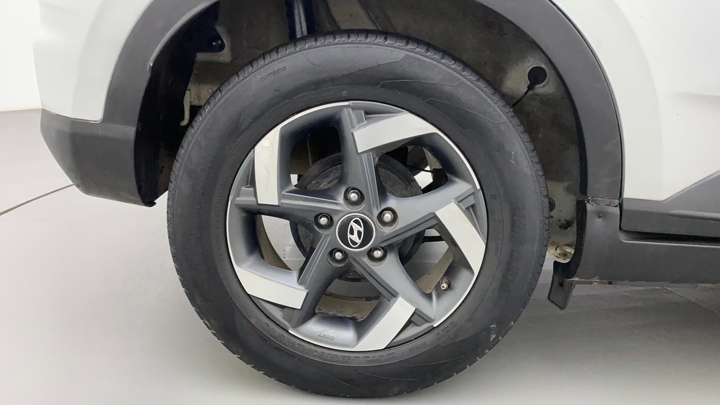 2019 Hyundai VENUE SX 1.4 CRDI, Diesel, Manual, 62,642 km, Right Rear Wheel