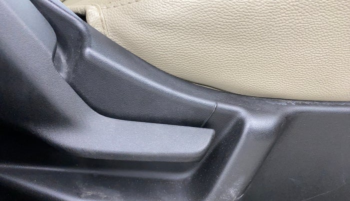 2019 Maruti New Wagon-R VXI 1.2 AMT, Petrol, Automatic, 84,169 km, Driver Side Adjustment Panel