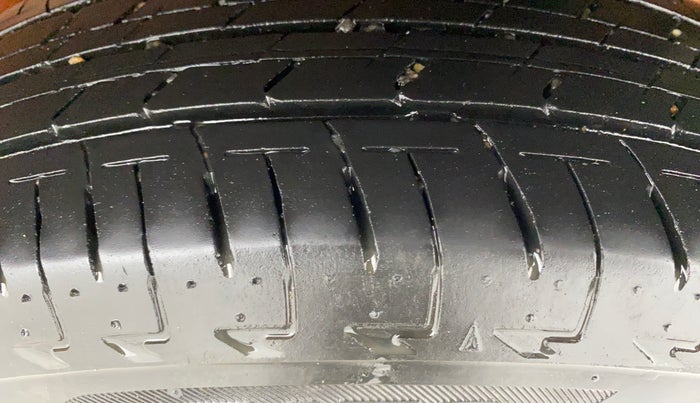 2019 Maruti New Wagon-R VXI 1.2 AMT, Petrol, Automatic, 84,169 km, Left Rear Tyre Tread