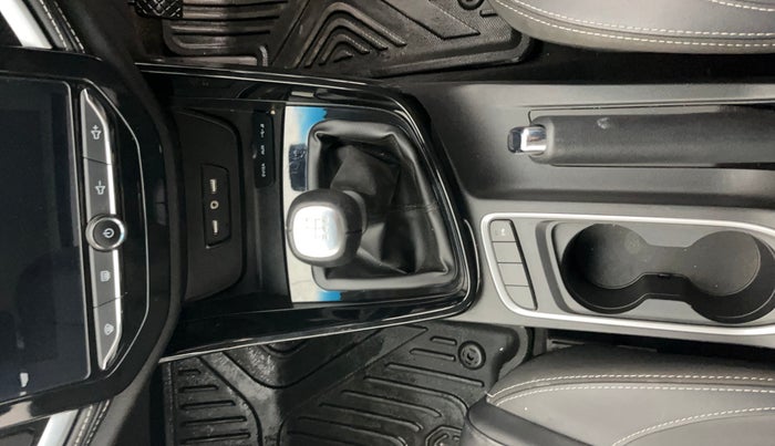 2019 MG HECTOR SMART 2.0 DIESEL, Diesel, Manual, 12,820 km, Gear Lever