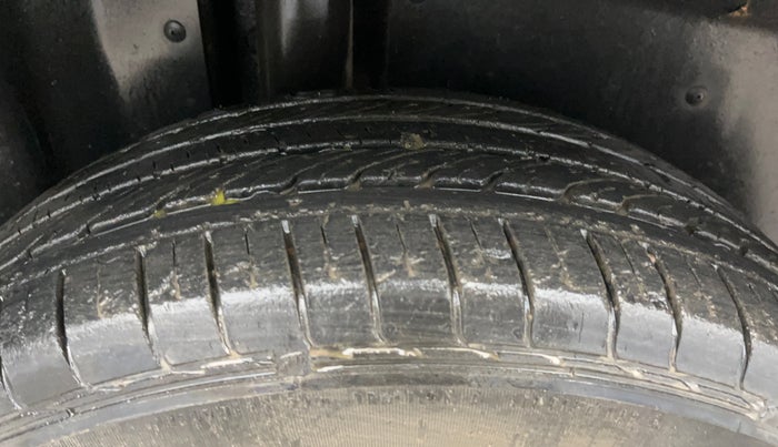 2019 MG HECTOR SMART 2.0 DIESEL, Diesel, Manual, 12,820 km, Right Rear Tyre Tread