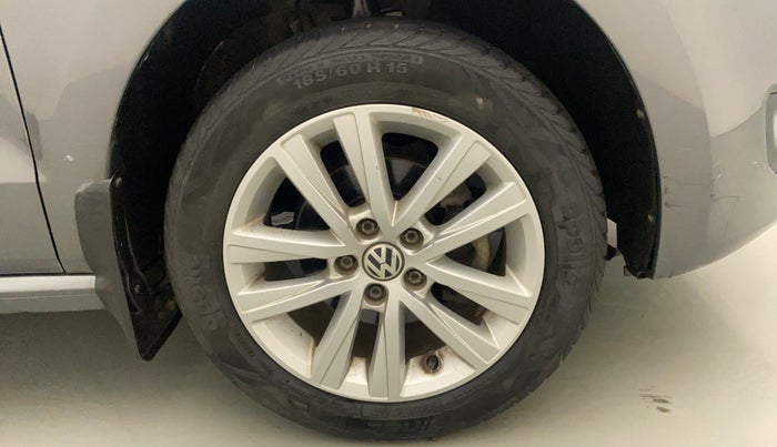 2014 Volkswagen Polo HIGHLINE1.2L, Petrol, Manual, 41,264 km, Right Front Wheel