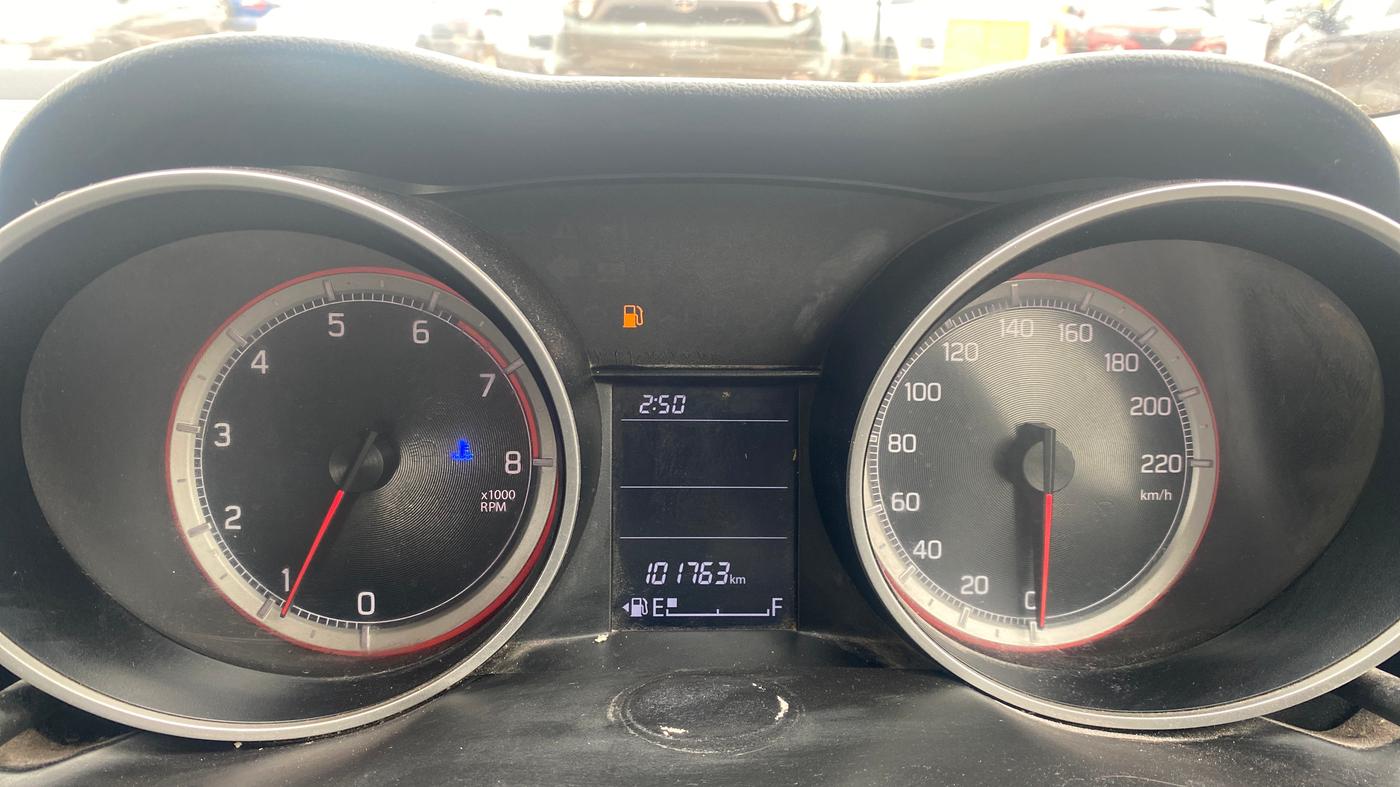 2018 Maruti Swift VXI, Petrol, Manual, 1,01,722 km, Odometer Image