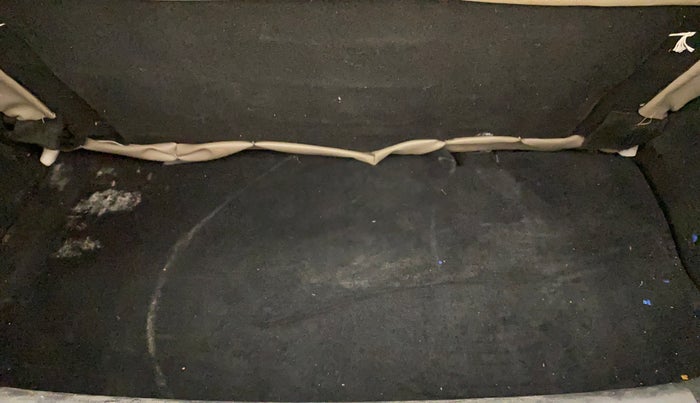 2018 Mahindra KUV 100 NXT K8 P 6 STR, Petrol, Manual, 32,647 km, Boot Inside