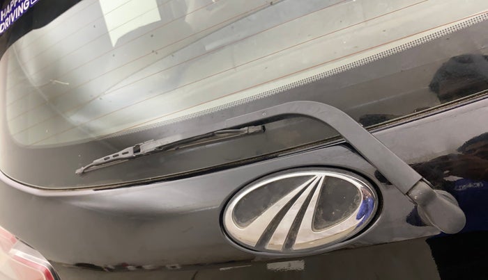 2018 Mahindra KUV 100 NXT K8 P 6 STR, Petrol, Manual, 32,647 km, Rear Wiper