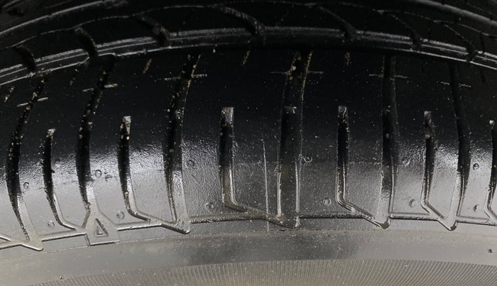 2017 Tata Tiago XZA PETROL, Petrol, Automatic, 66,985 km, Left Rear Tyre Tread