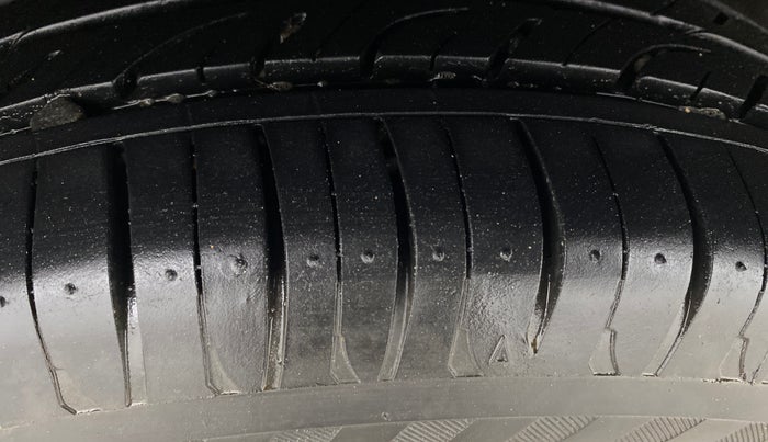 2017 Tata Tiago XZA PETROL, Petrol, Automatic, 66,985 km, Right Rear Tyre Tread