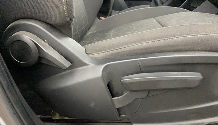2023 Tata PUNCH ACCOMPLISHED DAZZLE SUNROOF CNG MT, CNG, Manual, 16,592 km, Driver Side Adjustment Panel