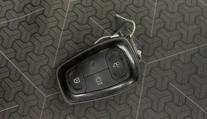 2023 Tata PUNCH ACCOMPLISHED DAZZLE SUNROOF CNG MT, CNG, Manual, 16,592 km, Key Close Up