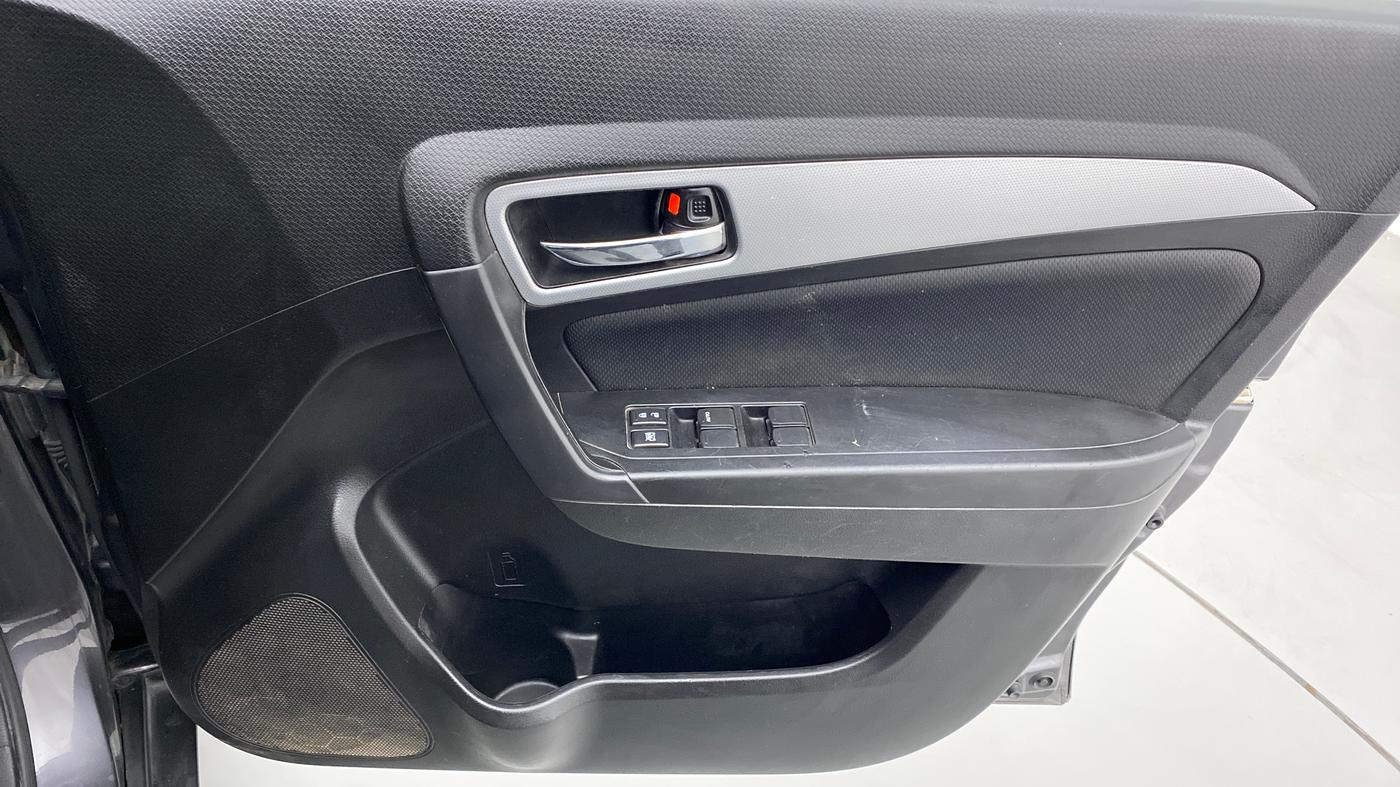 2020 Maruti Vitara Brezza ZXI PLUS AT SHVS, Petrol, Automatic, 46,773 km, Driver Side Door Panels Control