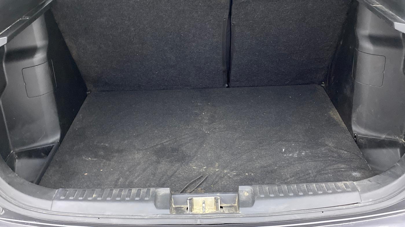 2020 Maruti Vitara Brezza ZXI PLUS AT SHVS, Petrol, Automatic, 46,773 km, Boot Inside
