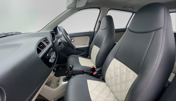 2018 Maruti Alto K10 VXI P, Petrol, Manual, 33,567 km, Right side front cabin view