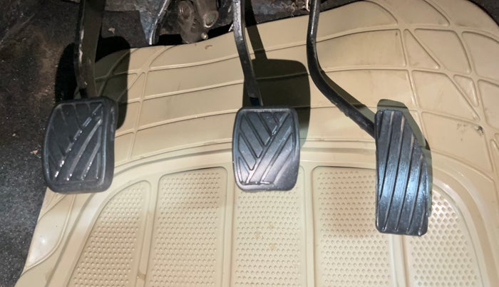 2015 Maruti Wagon R 1.0 LXI CNG, CNG, Manual, 89,114 km, Pedals