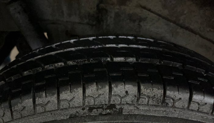 2015 Maruti Wagon R 1.0 LXI CNG, CNG, Manual, 89,114 km, Right Rear Tyre Tread