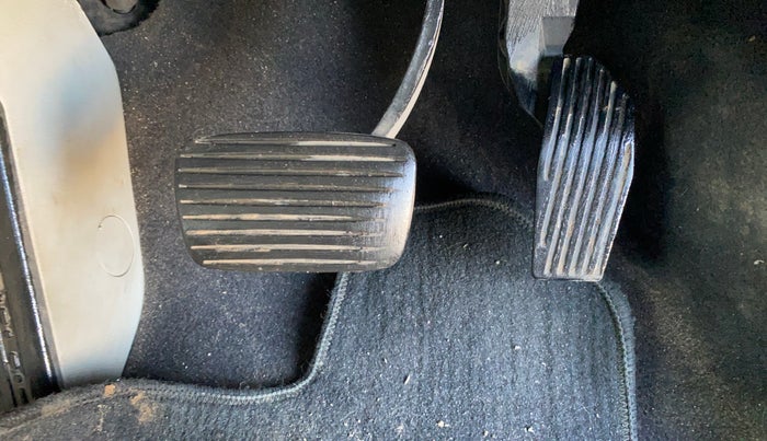 2017 Jeep Compass LIMITED 1.4 PETROL AT, Petrol, Automatic, 96,441 km, Pedals