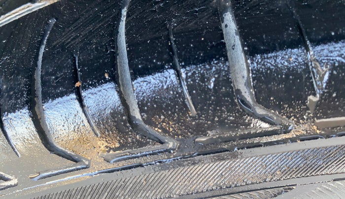 2017 Jeep Compass LIMITED 1.4 PETROL AT, Petrol, Automatic, 96,441 km, Right Rear Tyre Tread