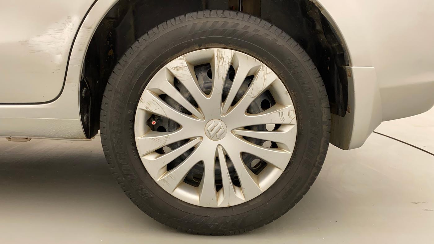 2012 Maruti Ertiga VDI, Diesel, Manual, 1,37,247 km, Left Rear Wheel