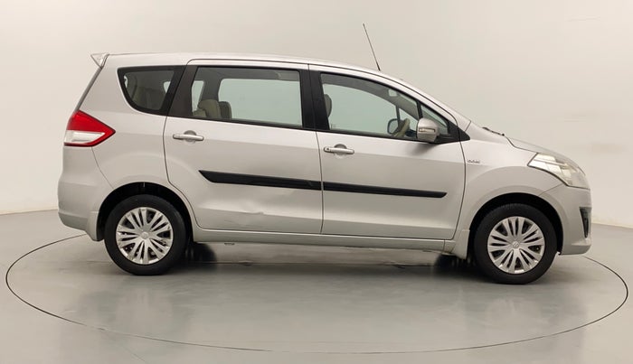 2012 Maruti Ertiga VDI, Diesel, Manual, 1,37,247 km, Right Side View