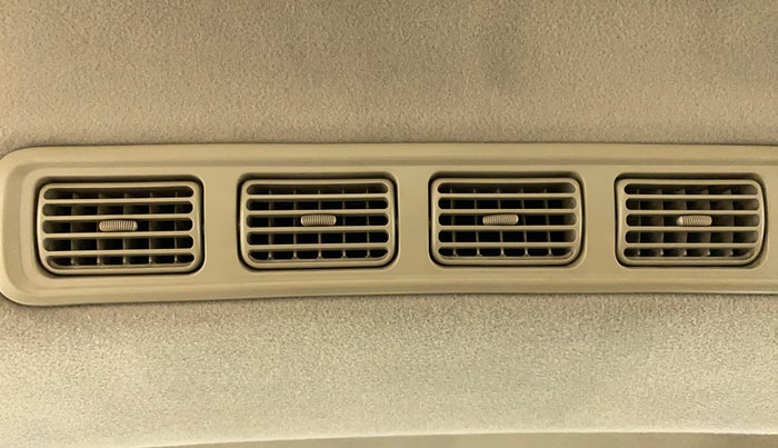 2012 Maruti Ertiga VDI, Diesel, Manual, 1,37,247 km, Rear AC Vents