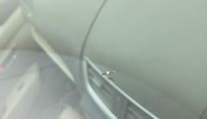 2012 Maruti Ertiga VDI, Diesel, Manual, 1,37,247 km, Front windshield - Minor spot on windshield