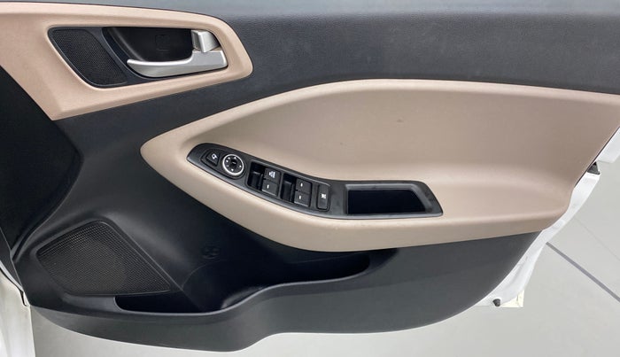 2020 Hyundai Elite i20 SPORTZ PLUS  1.2 CVT, Petrol, Automatic, 54,558 km, Driver Side Door Panels Control