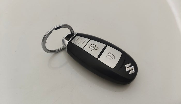 2021 Maruti Vitara Brezza ZXI, Petrol, Manual, 48,874 km, Key Close Up