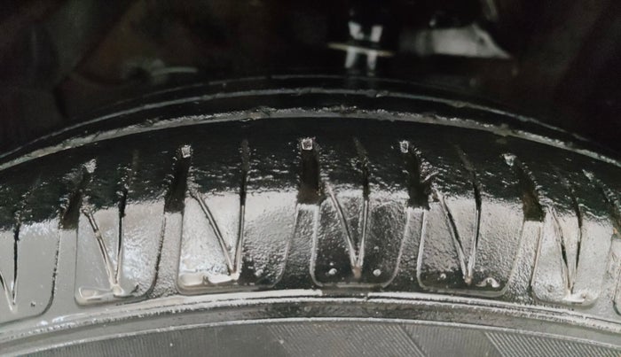 2021 Maruti Vitara Brezza ZXI, Petrol, Manual, 48,874 km, Left Front Tyre Tread