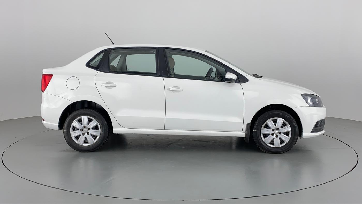 2017 Volkswagen Ameo TRENDLINE 1.5, Diesel, Manual, 79,605 km, Right Side View