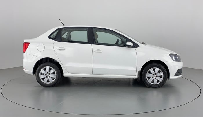 2017 Volkswagen Ameo TRENDLINE 1.5, Diesel, Manual, 79,605 km, Right Side View