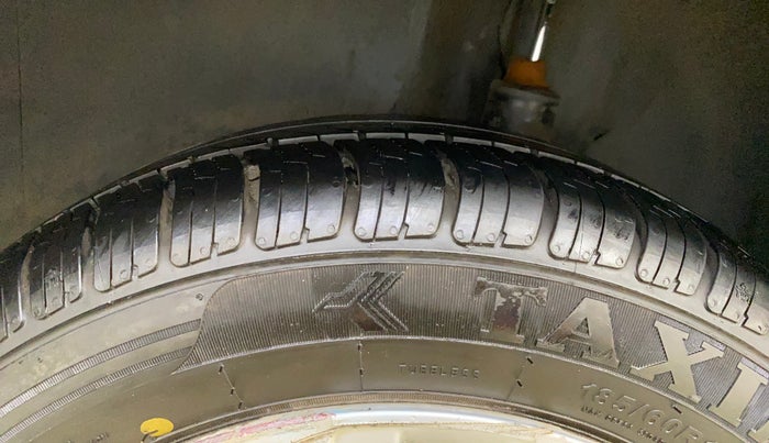 2013 Volkswagen Polo HIGHLINE1.2L, Petrol, Manual, 57,023 km, Left Rear Tyre Tread