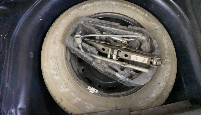 2013 Volkswagen Polo HIGHLINE1.2L, Petrol, Manual, 57,023 km, Spare Tyre