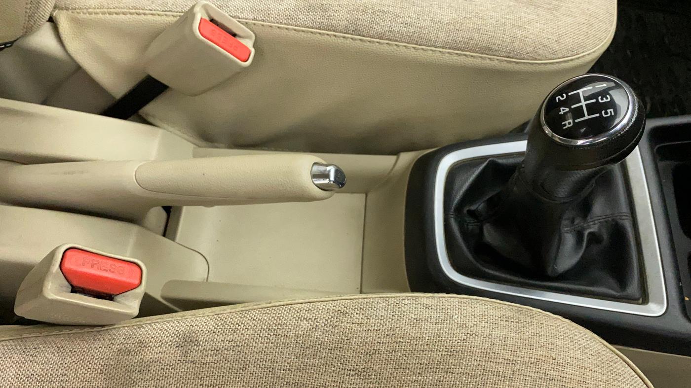 2019 Maruti Dzire VXI, Petrol, Manual, 40,629 km, Gear Lever