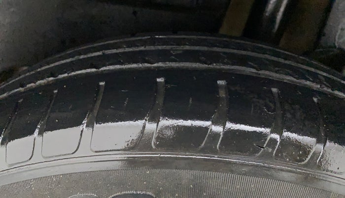 2019 Maruti Dzire VXI, Petrol, Manual, 40,629 km, Left Rear Tyre Tread