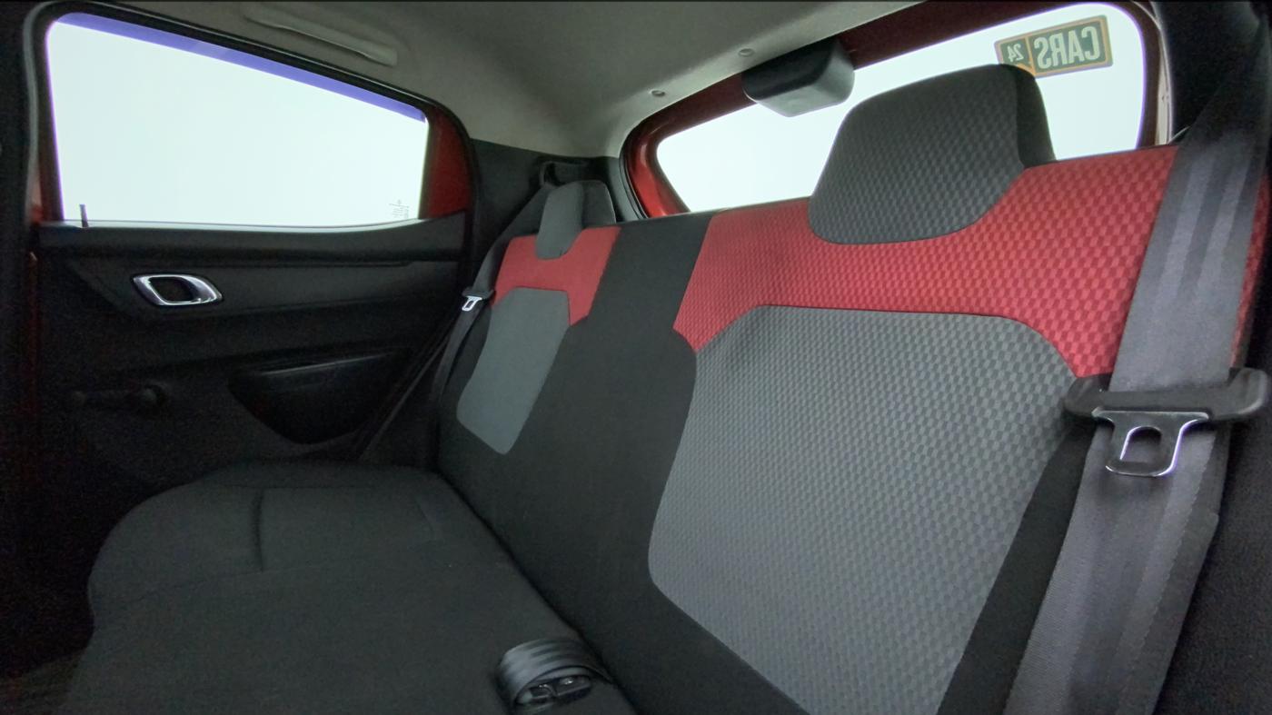 2019 Renault Kwid RXT 1.0 AMT (O), Petrol, Automatic, 41,979 km, Right Side Rear Door Cabin