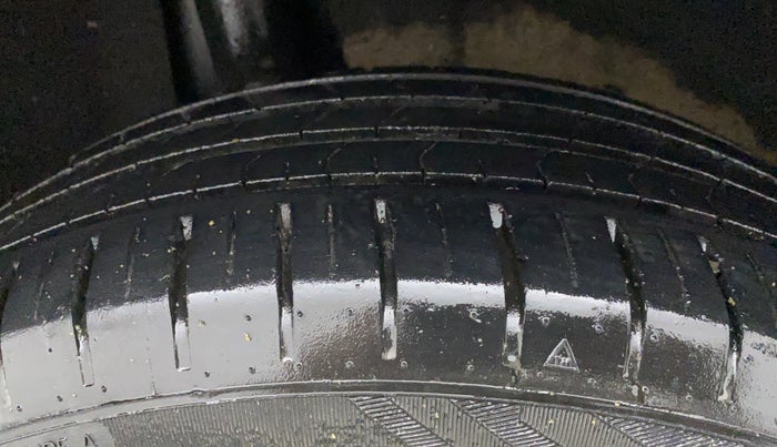 2021 Maruti Baleno ZETA CVT PETROL 1.2, Petrol, Automatic, 43,704 km, Right Rear Tyre Tread