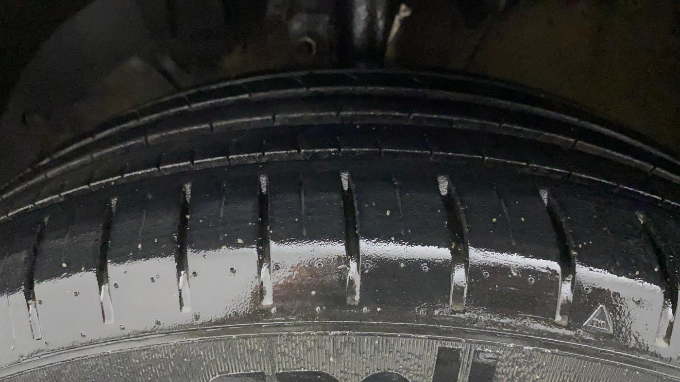2021 Maruti Baleno ZETA CVT PETROL 1.2, Petrol, Automatic, 43,704 km, Left Front Tyre Tread