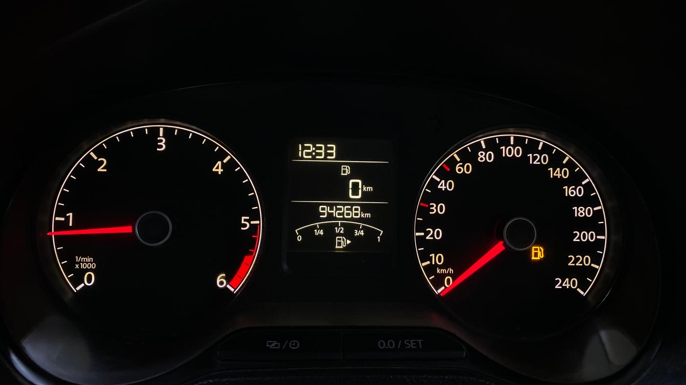 2015 Volkswagen Polo HIGHLINE1.5L, Diesel, Manual, 94,250 km, Odometer Image
