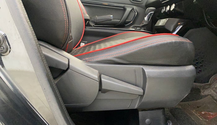 2023 Renault Kiger RXZ TURBO CVT, Petrol, Automatic, 33,436 km, Driver Side Adjustment Panel