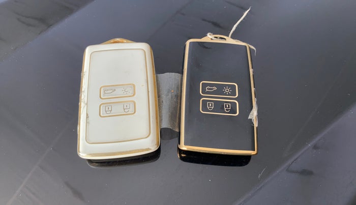 2023 Renault Kiger RXZ TURBO CVT, Petrol, Automatic, 33,436 km, Key Close Up